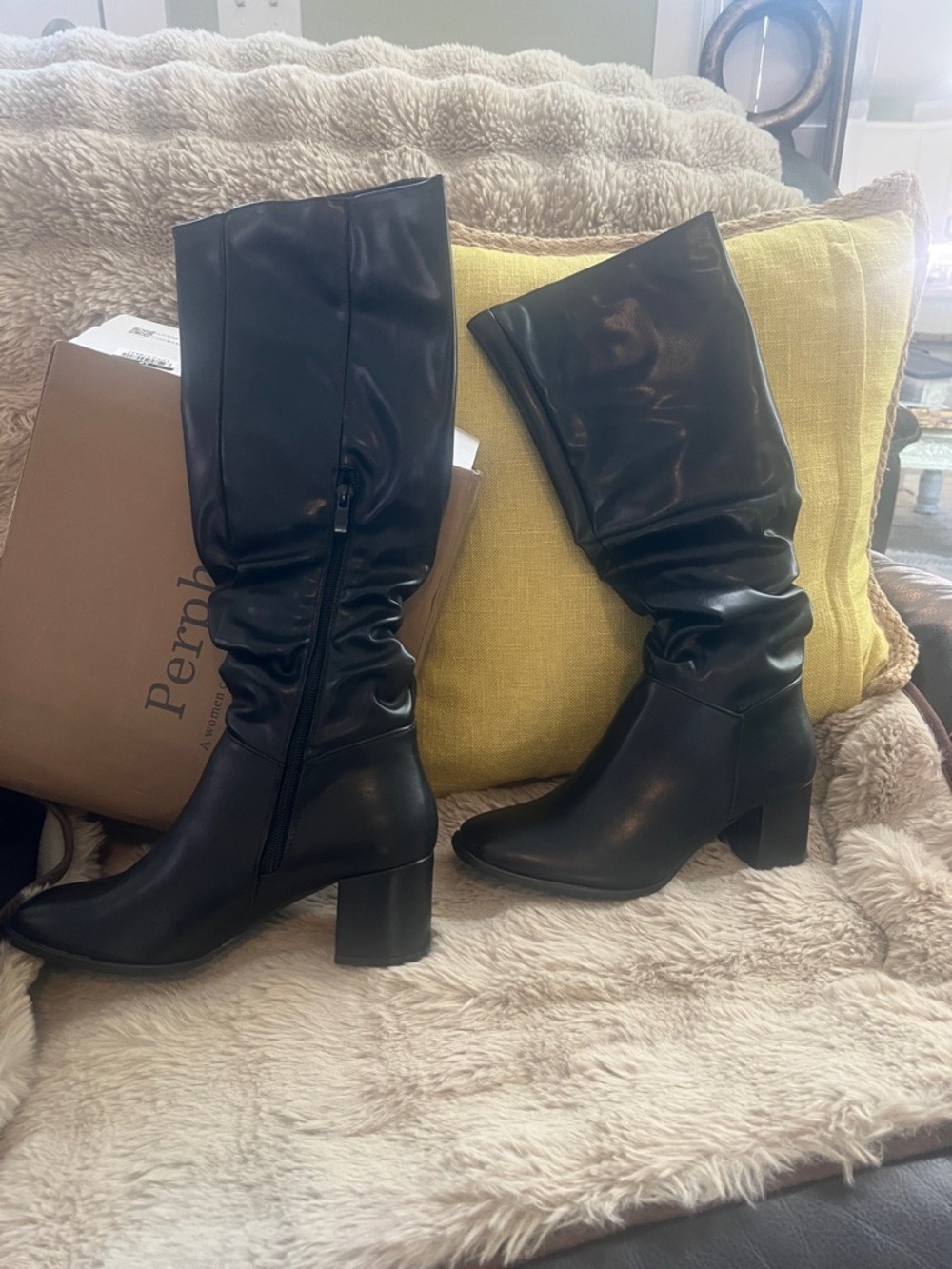 Women's Black Mid-Calf Block Heel Boots with Side Zipper